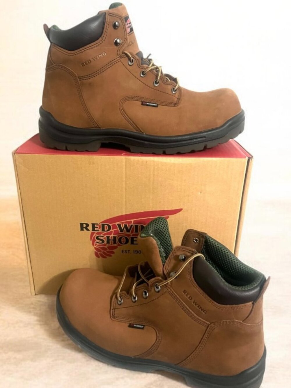 NEW  Red Wing 2240 Men's 6 inch Safety Work Boot size 14 Reg